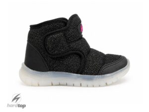Bota  deportiva urbana con abrojos negro/rosa