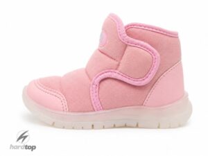 Bota deportiva  urbana con abrojos rosa