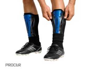Canilleras de futbol procer