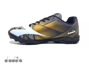 Botines futbol 5 diadora negro/dorado