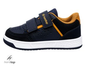 Zapatillas urbanas con abrojos de ecocuero azul