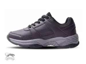 Zapatilla deportiva de ecocuero negra