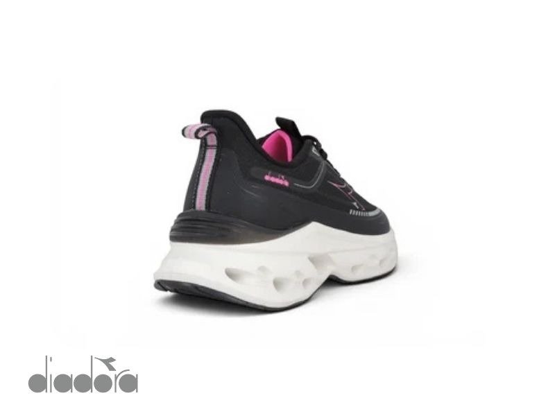 Zapatillas Deportivas Diadora Veloce en Negro y Rosa - Imagen 3