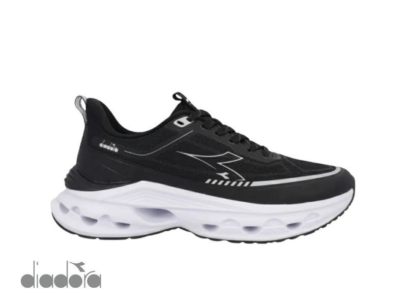 Zapatillas Deportivas DIadora Veloce en Negro